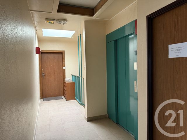 Appartement T4 à vendre - 5 pièces - 100,65 m2 - Val De Briey - 54 - LORRAINE