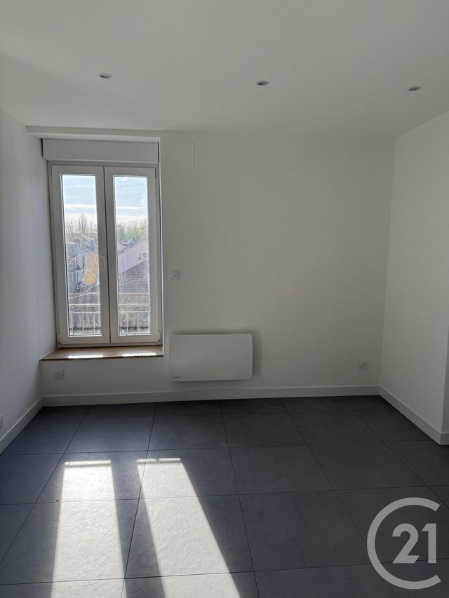 Appartement F2 &agrave; louer - 2 pi&egrave;ces - 30,22 m2 - Etain - 55 - LORRAINE