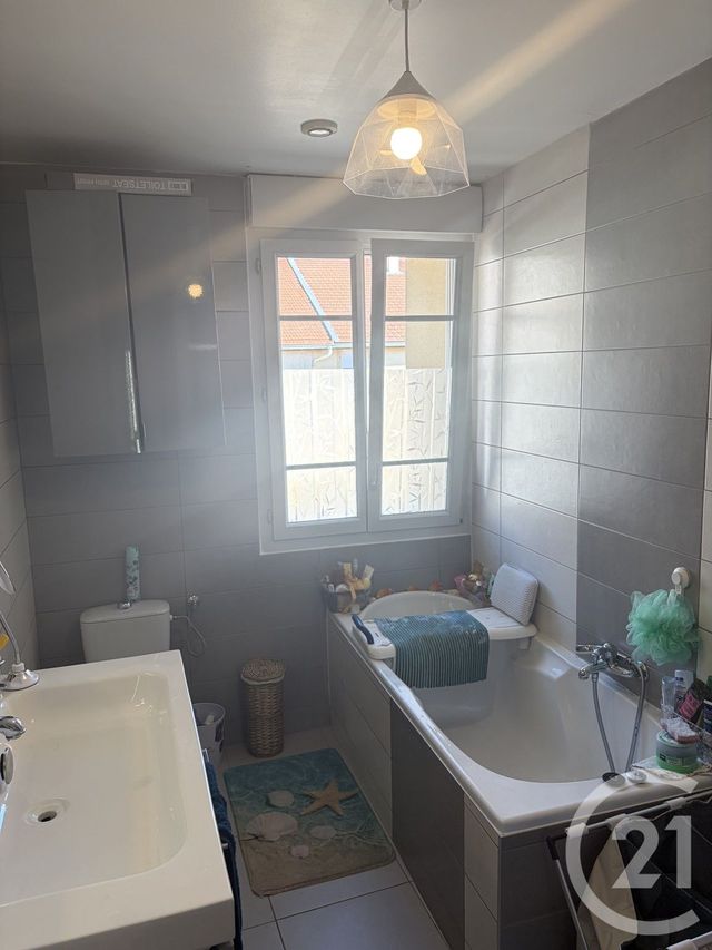 Maison &agrave; louer - 4 pi&egrave;ces - 85,97 m2 - Jarny - 54 - LORRAINE