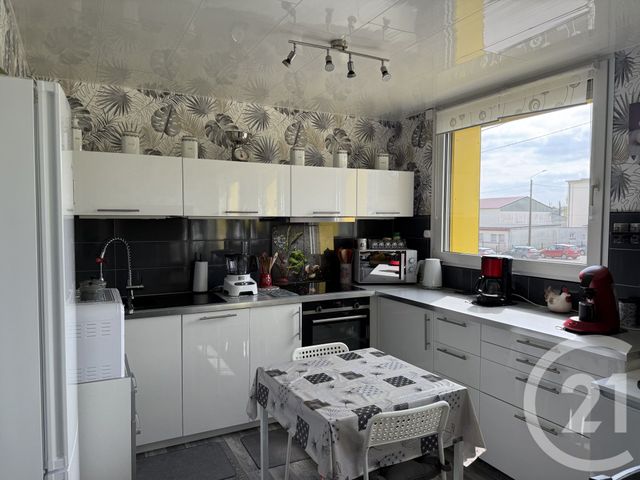 Appartement F4 &agrave; vendre - 4 pi&egrave;ces - 70,68 m2 - Longuyon - 54 - LORRAINE