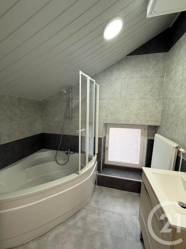 Maison &agrave; louer - 5 pi&egrave;ces - 88,40 m2 - Piennes - 54 - LORRAINE