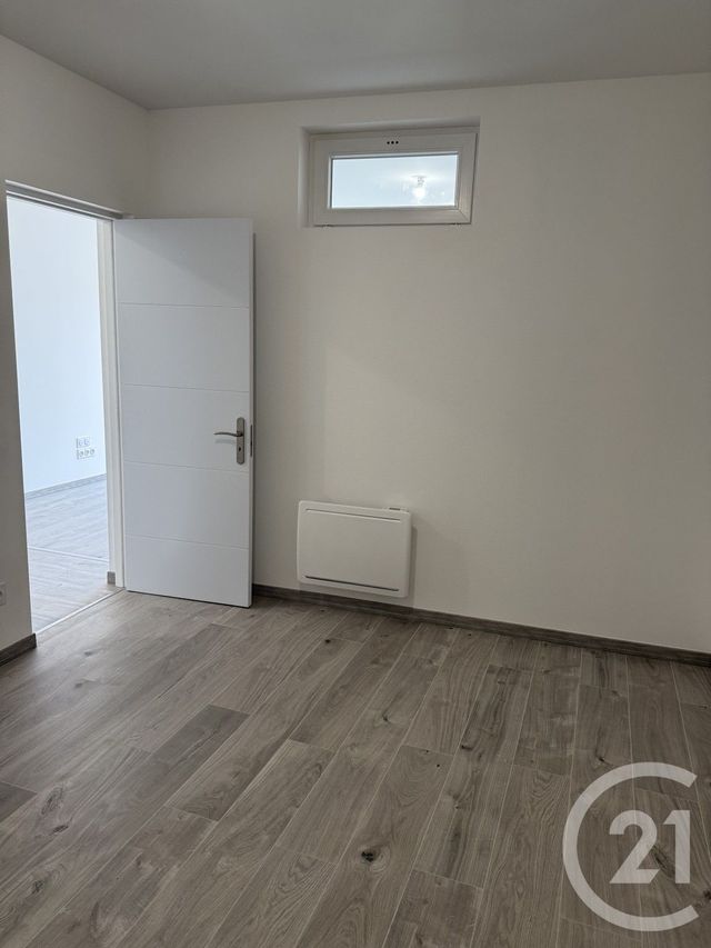 Appartement F3 &agrave; louer - 3 pi&egrave;ces - 57 m2 - Pagny Sur Moselle - 54 - LORRAINE