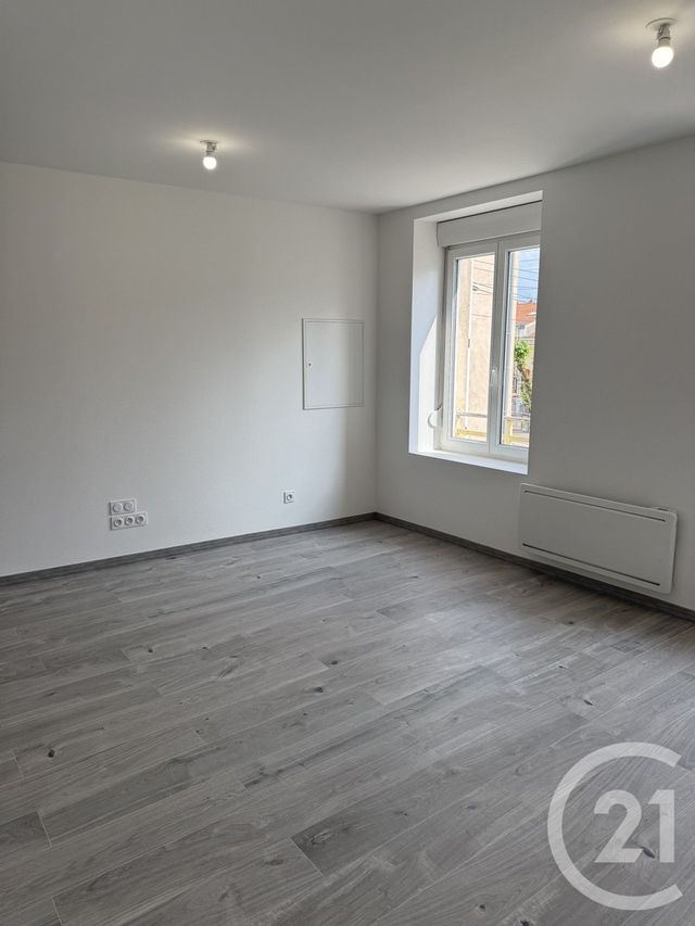 Appartement F3 &agrave; louer - 3 pi&egrave;ces - 57 m2 - Pagny Sur Moselle - 54 - LORRAINE
