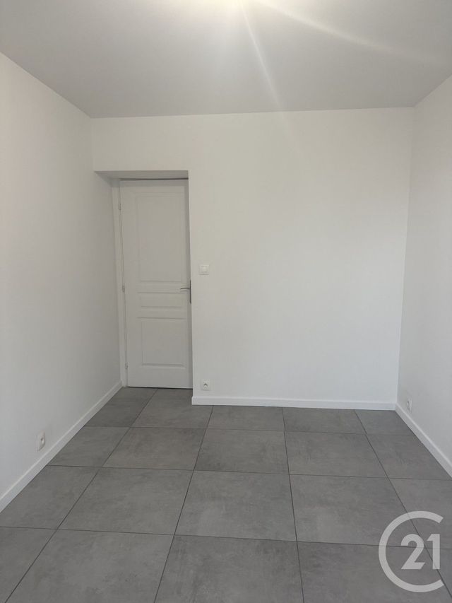 Appartement F2 &agrave; louer - 2 pi&egrave;ces - 50 m2 - Joeuf - 54 - LORRAINE