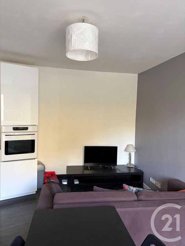 Appartement F2 &agrave; louer - 2 pi&egrave;ces - 36,70 m2 - Metz - 57 - LORRAINE