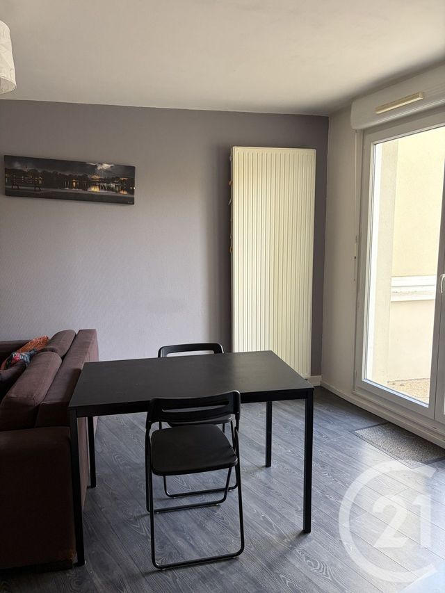 Appartement F2 &agrave; louer - 2 pi&egrave;ces - 36,70 m2 - Metz - 57 - LORRAINE