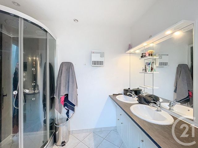 Maison à vendre - 7 pièces - 240,39 m2 - Plestan - 22 - BRETAGNE