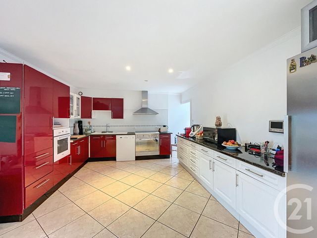 Maison à vendre - 7 pièces - 240,39 m2 - Plestan - 22 - BRETAGNE