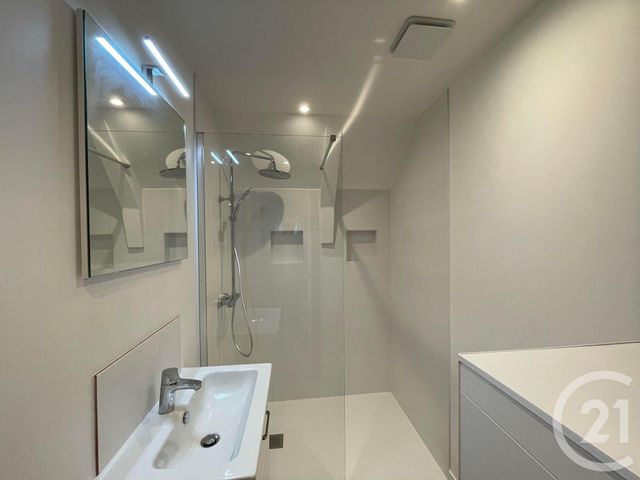 Appartement T3 &agrave; louer - 3 pi&egrave;ces - 47,77 m2 - Lamballe - 22 - BRETAGNE