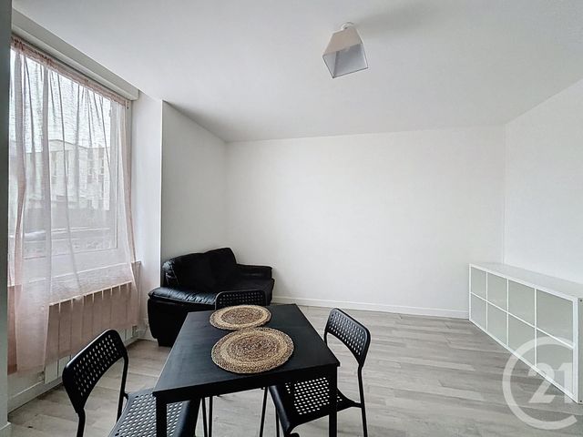 Appartement T2 &agrave; louer - 2 pi&egrave;ces - 31,71 m2 - St Brieuc - 22 - BRETAGNE