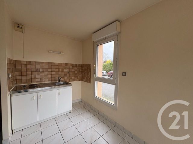 Appartement Studio &agrave; louer - 1 pi&egrave;ce - 25,50 m2 - Lamballe - 22 - BRETAGNE