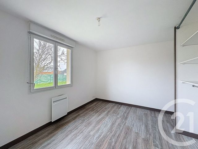 Maison &agrave; louer - 6 pi&egrave;ces - 100 m2 - Lamballe - 22 - BRETAGNE