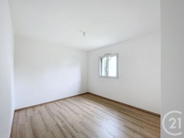 Maison &agrave; louer - 4 pi&egrave;ces - 92,20 m2 - Lamballe - 22 - BRETAGNE