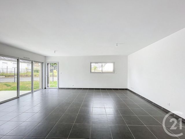 Maison &agrave; louer - 4 pi&egrave;ces - 92,20 m2 - Lamballe - 22 - BRETAGNE