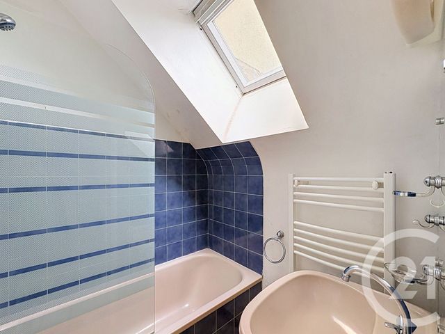 Appartement T2 &agrave; louer - 2 pi&egrave;ces - 37 m2 - Lamballe - 22 - BRETAGNE