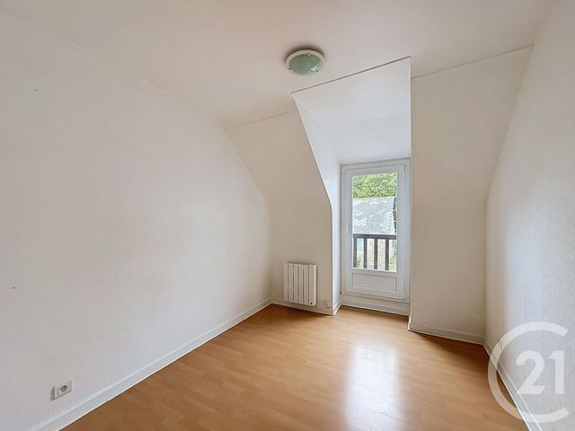 Appartement T3 &agrave; louer - 3 pi&egrave;ces - 47 m2 - Lamballe - 22 - BRETAGNE