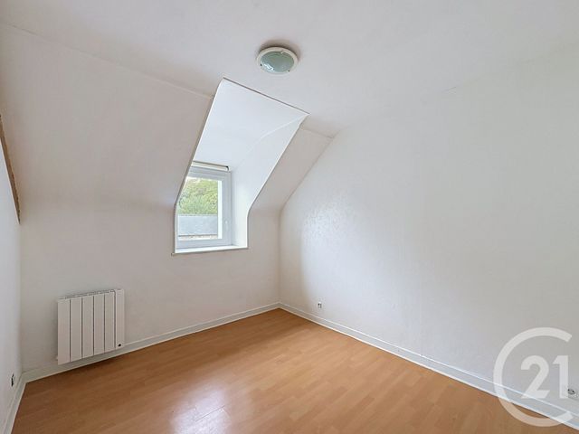Appartement T3 &agrave; louer - 3 pi&egrave;ces - 47 m2 - Lamballe - 22 - BRETAGNE