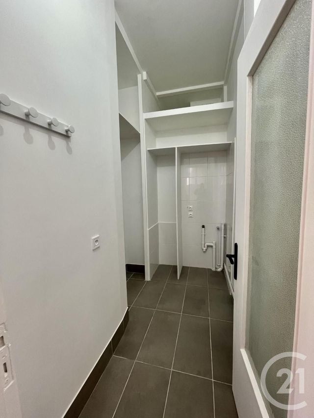 Appartement F3 &agrave; louer - 3 pi&egrave;ces - 68,75 m2 - Vienne - 38 - RHONE-ALPES