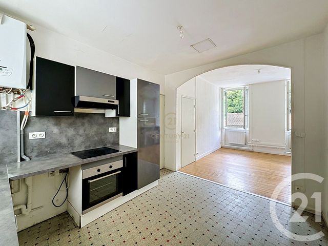 Appartement F3 &agrave; louer - 3 pi&egrave;ces - 46,36 m2 - Vienne - 38 - RHONE-ALPES