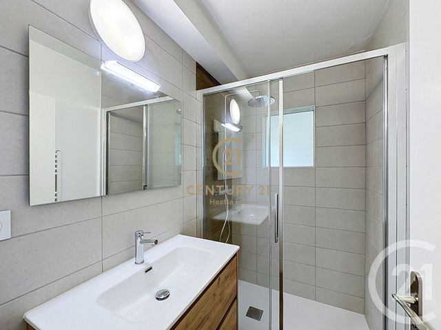 Appartement &agrave; louer - 3 pi&egrave;ces - 71,09 m2 - Vienne - 38 - RHONE-ALPES