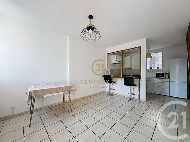 Appartement F4 &agrave; louer - 4 pi&egrave;ces - 68,95 m2 - Vienne - 38 - RHONE-ALPES