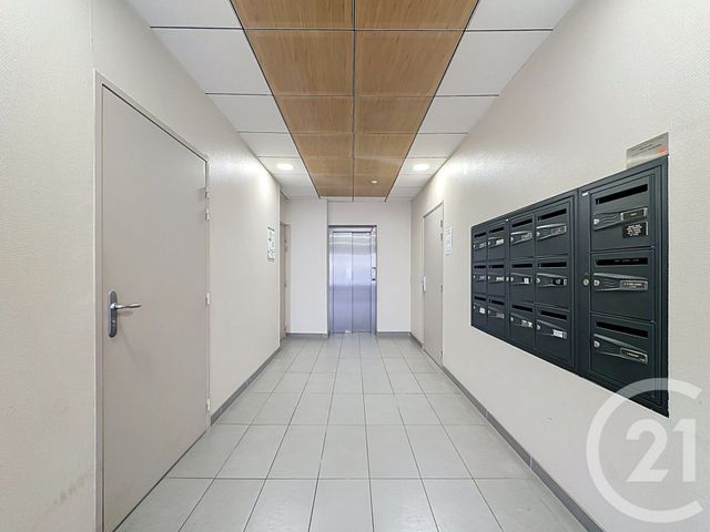 Appartement T2 &agrave; vendre - 2 pi&egrave;ces - 24 m2 - Vienne - 38 - RHONE-ALPES