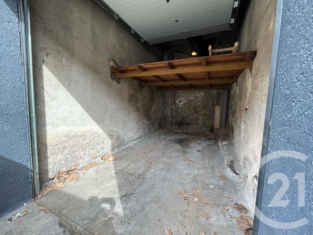 Parking &agrave; louer - 15 m2 - Vienne - 38 - RHONE-ALPES