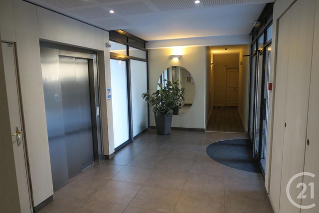 Appartement F1 &agrave; louer - 1 pi&egrave;ce - 37,66 m2 - Lyon - 69008 - RHONE-ALPES