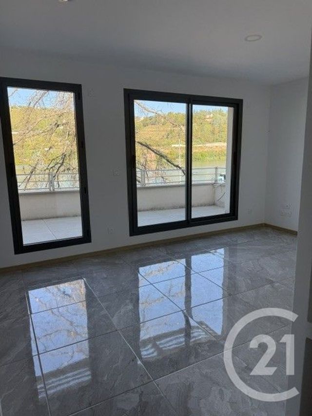 Appartement &agrave; vendre - 2 pi&egrave;ces - 56 m2 - Vienne - 38 - RHONE-ALPES