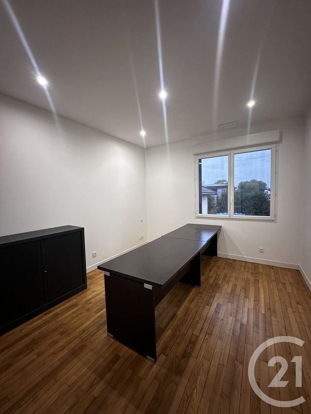 Local commercial à louer - 94.96 m2 - 81 - Tarn