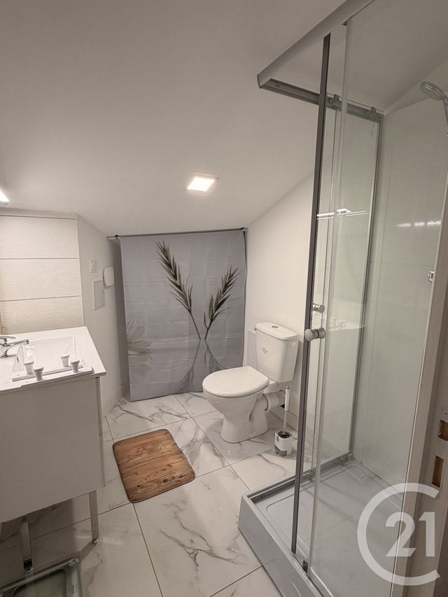 Appartement T2 &agrave; louer - 2 pi&egrave;ces - 25,27 m2 - Carmaux - 81 - MIDI-PYRENEES