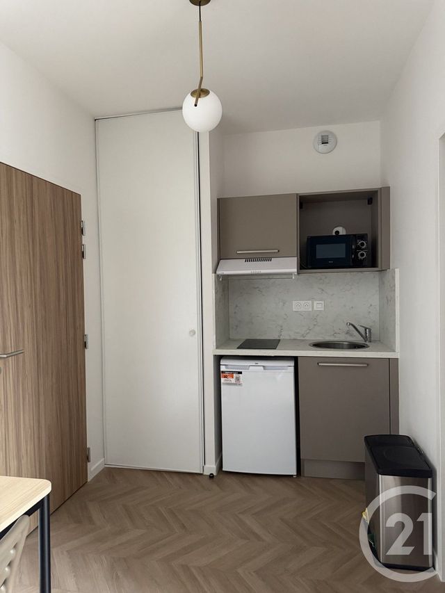 Appartement T1 &agrave; louer - 1 pi&egrave;ce - 23,80 m2 - Albi - 81 - MIDI-PYRENEES
