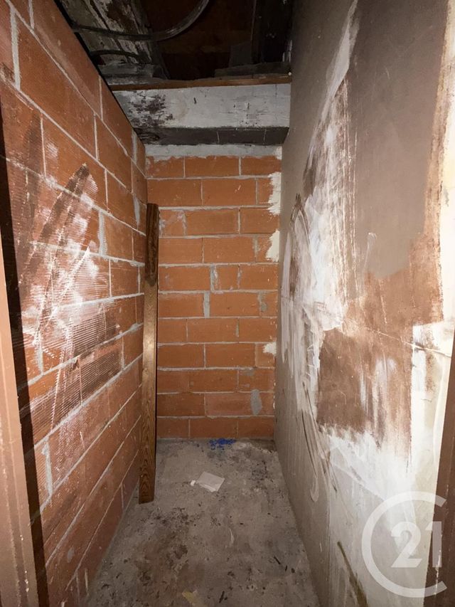 Appartement T1 &agrave; louer - 1 pi&egrave;ce - 26,06 m2 - Cordes Sur Ciel - 81 - MIDI-PYRENEES