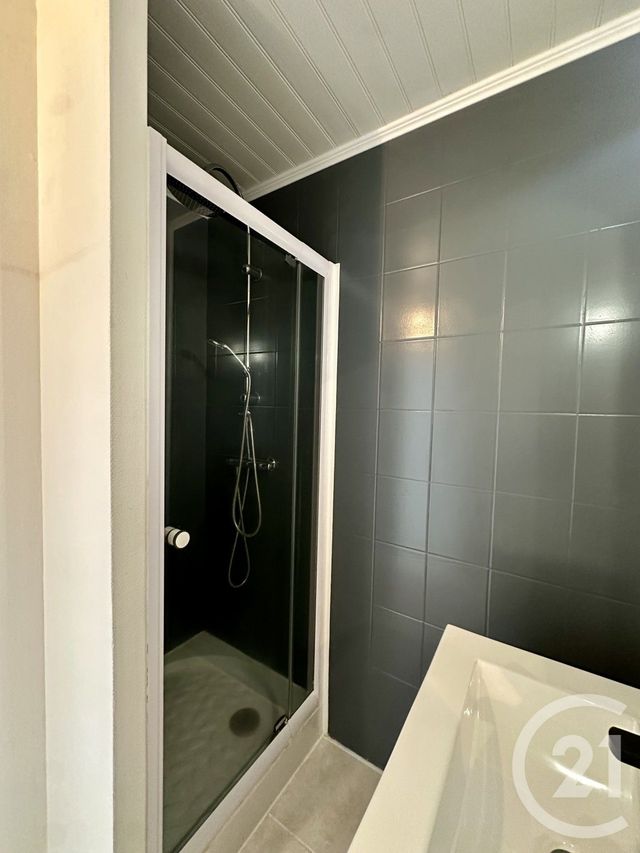 Appartement T3 &agrave; louer - 3 pi&egrave;ces - 66,20 m2 - Albi - 81 - MIDI-PYRENEES