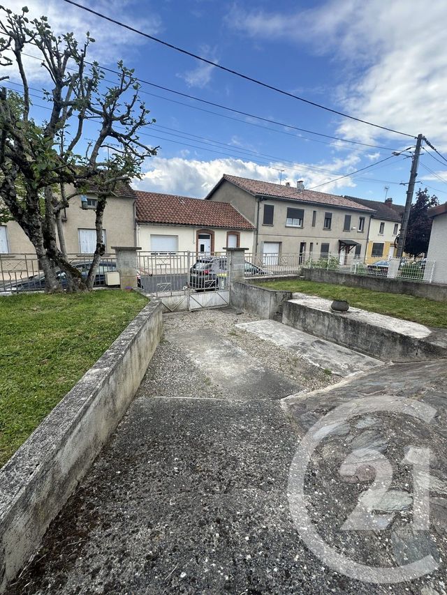 Maison &agrave; louer - 3 pi&egrave;ces - 44 m2 - Mirandol Bourgnounac - 81 - MIDI-PYRENEES