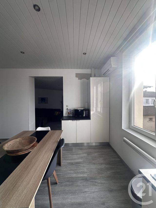 Appartement T2 &agrave; louer - 2 pi&egrave;ces - 63,51 m2 - Albi - 81 - MIDI-PYRENEES