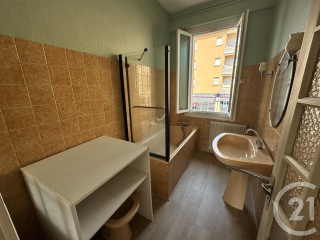 Appartement &agrave; louer - 3 pi&egrave;ces - 83,08 m2 - Albi - 81 - MIDI-PYRENEES