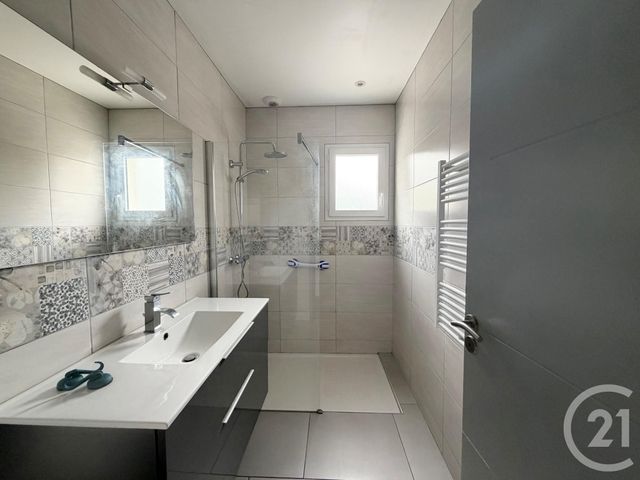 Maison &agrave; louer - 4 pi&egrave;ces - 85,35 m2 - Arthes - 81 - MIDI-PYRENEES