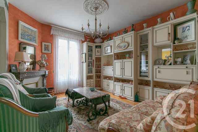 Prix immobilier ST MAUR DES FOSSES - Photo d’une maison vendue