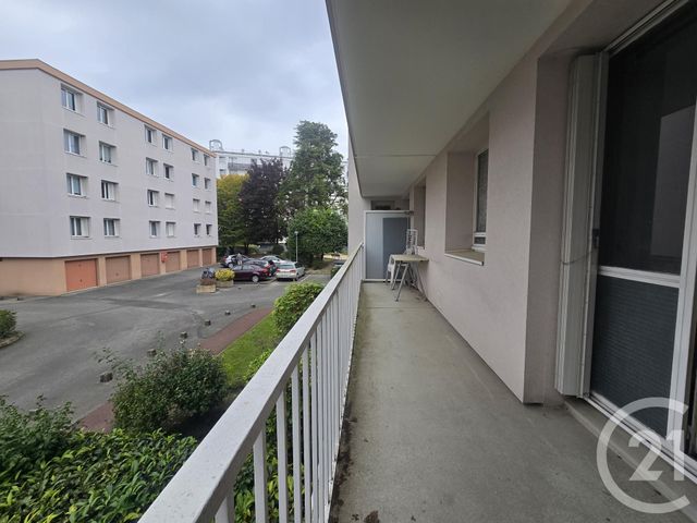 Prix immobilier ST MAUR DES FOSSES - Photo d’un appartement vendu