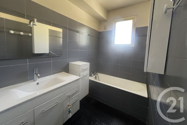 Appartement F3 &agrave; vendre - 3 pi&egrave;ces - 55,78 m2 - La Varenne St Hilaire - 94 - ILE-DE-FRANCE