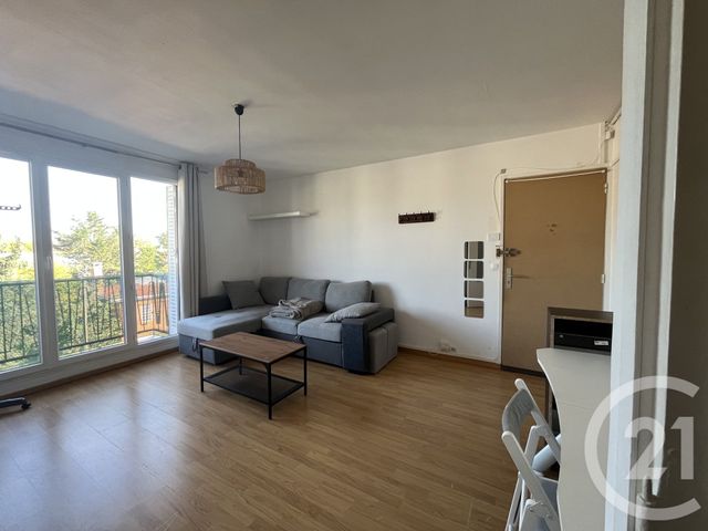 Appartement F1 &agrave; louer - 1 pi&egrave;ce - 27,34 m2 - St Maur Des Fosses - 94 - ILE-DE-FRANCE