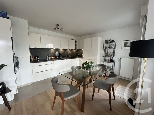 Appartement F3 &agrave; louer - 3 pi&egrave;ces - 65,41 m2 - St Maur Des Fosses - 94 - ILE-DE-FRANCE