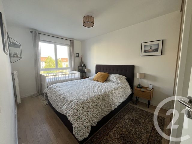 Appartement F3 &agrave; louer - 3 pi&egrave;ces - 65,41 m2 - St Maur Des Fosses - 94 - ILE-DE-FRANCE