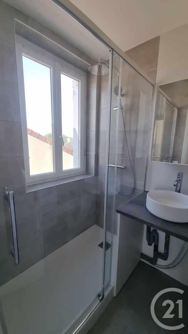 Appartement F3 &agrave; louer - 3 pi&egrave;ces - 54,04 m2 - St Maur Des Fosses - 94 - ILE-DE-FRANCE