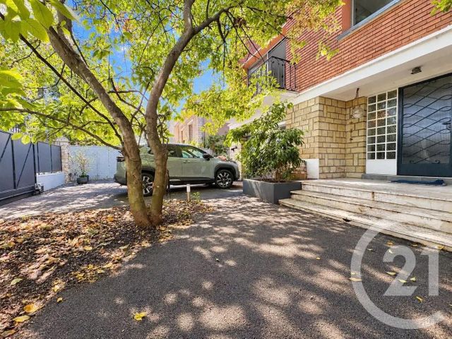 Maison &agrave; vendre - 7 pi&egrave;ces - 210 m2 - St Maur Des Fosses - 94 - ILE-DE-FRANCE
