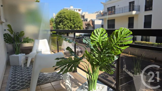 Appartement F1 &agrave; louer - 1 pi&egrave;ce - 23,40 m2 - La Varenne St Hilaire - 94 - ILE-DE-FRANCE