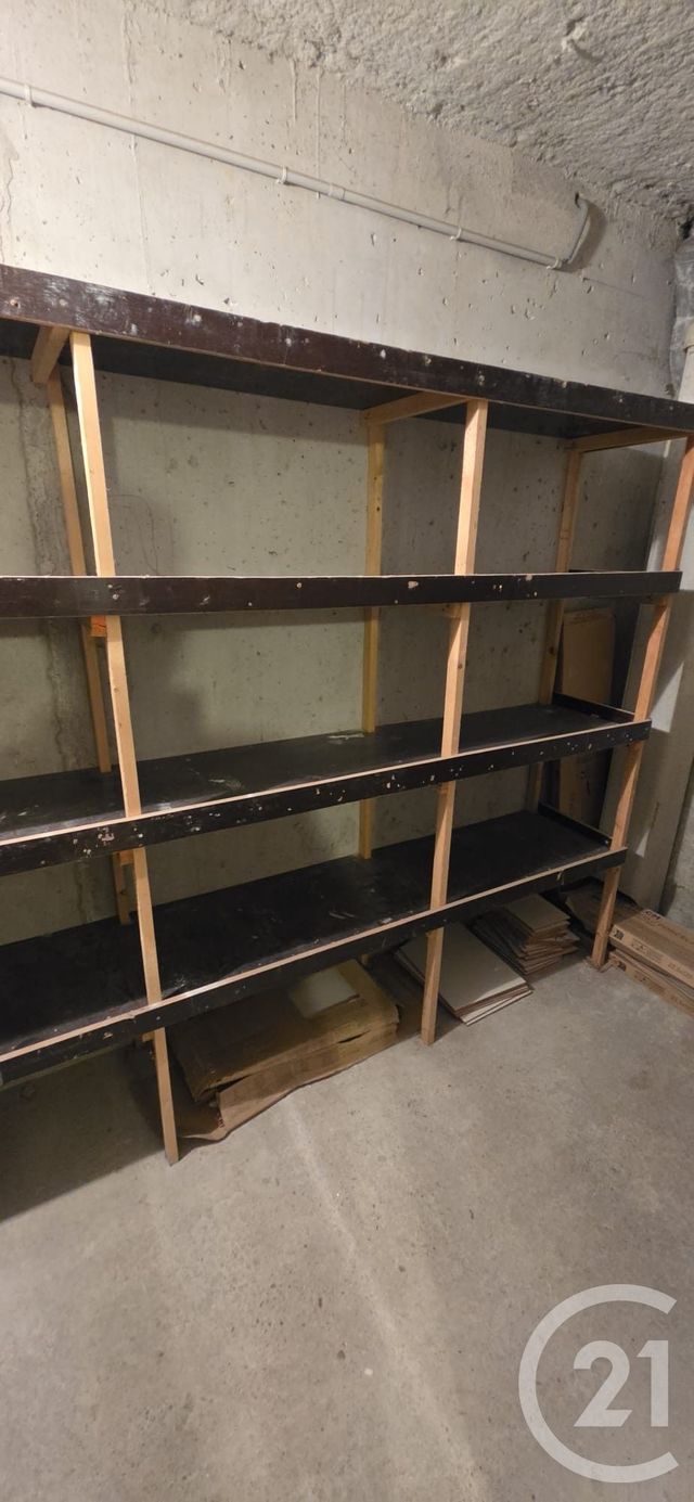 Appartement F1 &agrave; louer - 1 pi&egrave;ce - 23,40 m2 - La Varenne St Hilaire - 94 - ILE-DE-FRANCE