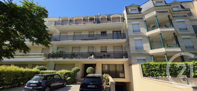 Appartement F1 &agrave; louer - 1 pi&egrave;ce - 23,40 m2 - La Varenne St Hilaire - 94 - ILE-DE-FRANCE