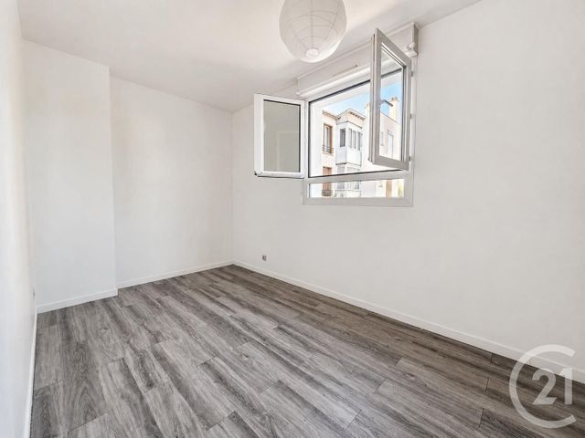 Appartement F2 &agrave; louer - 2 pi&egrave;ces - 35,80 m2 - St Maur Des Fosses - 94 - ILE-DE-FRANCE